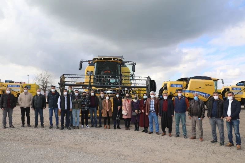 Diyarbakır’da 2021 yılı biçerdöverle hasat kontrolörlük eğitimi verildi
