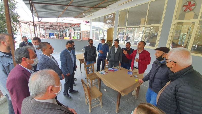 Büyükşehir Belediyesi bürokratları Tarsus’ta vatandaşlarla buluştu
