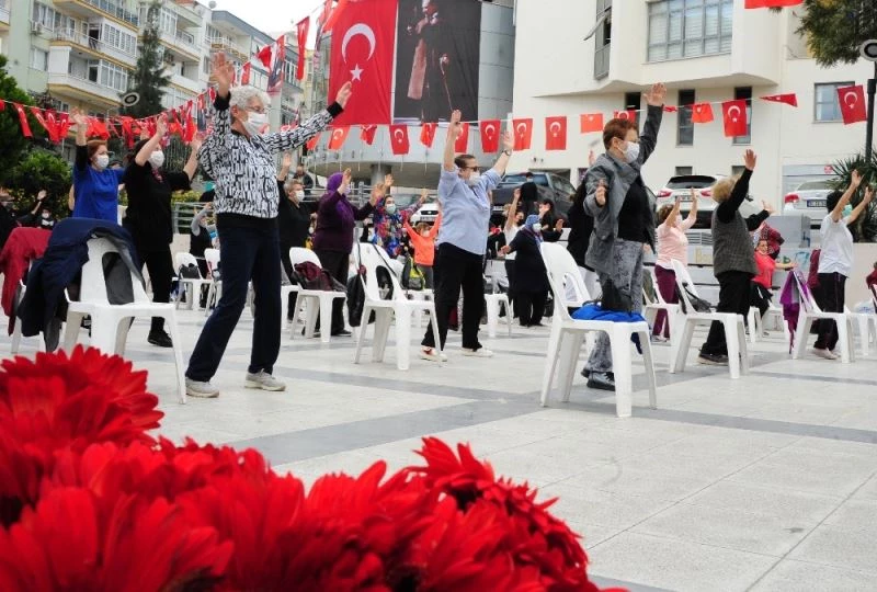 Balçova’da sağlıklı yaşlanma için spor
