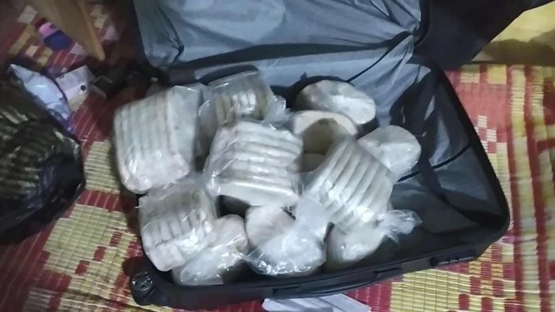 Evi uyuşturucu deposuna çevirmiş
