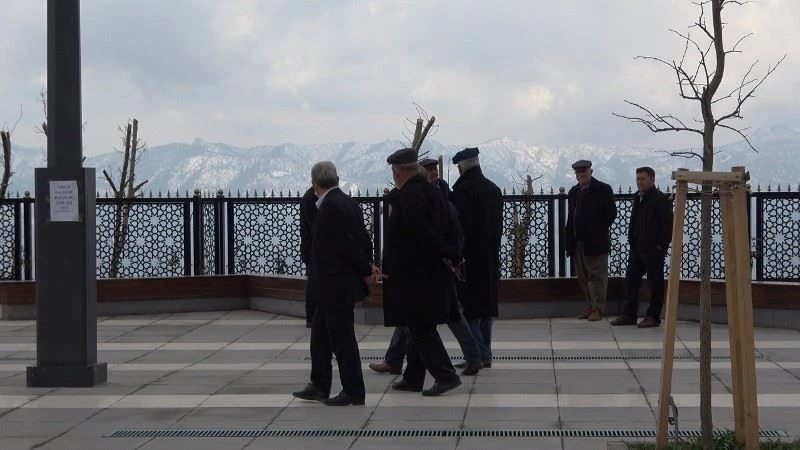 Yaşlı nüfus oranının en düşük olduğu il Şırnak
