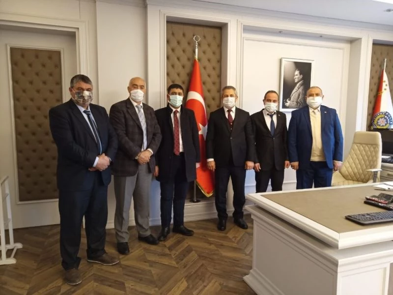 Bilecik Erzurumlular Derneği’nden hemşerileri Eskişehir İl Emniyet Müdürü Dinç’e ziyaret
