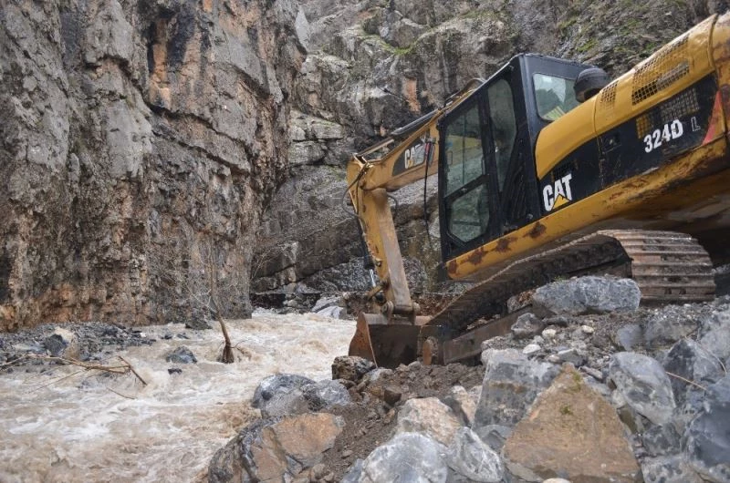 Şırnak’taki sel sonrası yaralar sarılmaya başlandı
