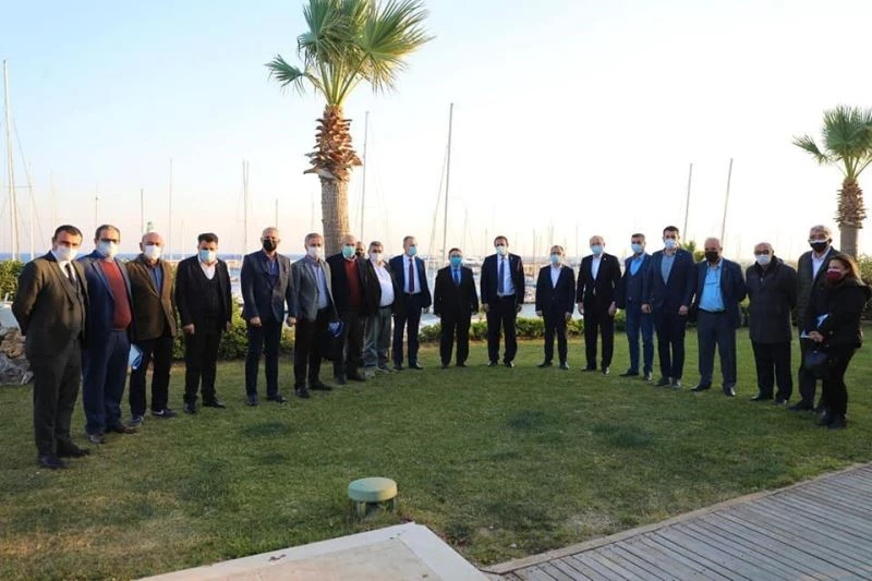 Deniz patlıcanı avcılığı 15 Nisan’da sona eriyor
