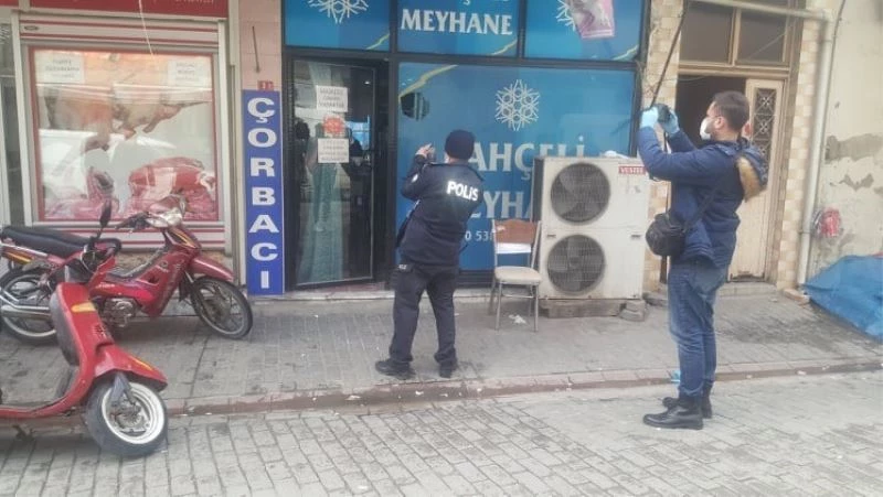 Alkollü mekandaki sözlü kavga silahlı saldırıya döndü: 5 yaralı
