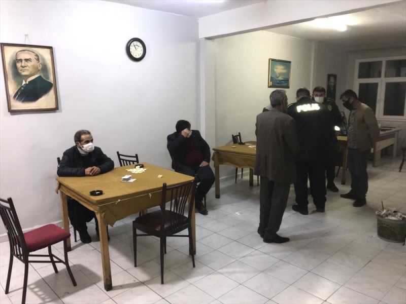 Adana’da sokağa çıkma kısıtlamasına uymayan 8 kişiye idari para cezası uygulandı