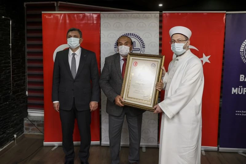 Diyanet İşleri Başkanı Erbaş: “İyilik için bir araya gelenler güçlü olursa, fitne için bir araya gelenler başarılı olamazlar”
