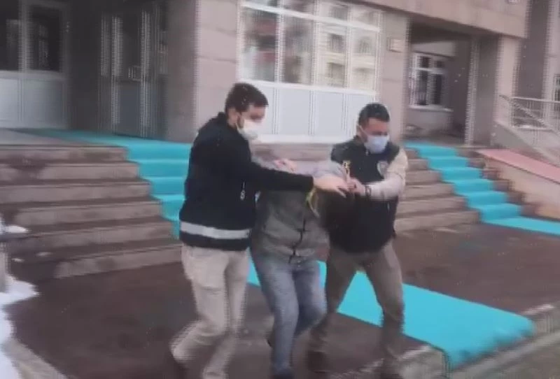 İndirim yalanıyla sosyal medya üzerinden binlerce kişiyi dolandıran örgütün lideri yakalandı
