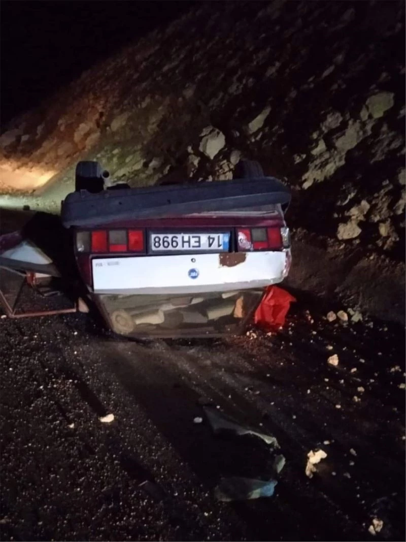 Kontrolden çıkan otomobil takla attı: 1ölü, 1 yaralı
