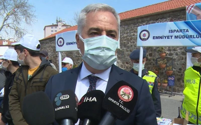 Turuncudan kırmızıya dönen Isparta’da vali uyardı: “Ölümlü ve günlük vaka sayılarımızda artış var, herkes kendi tedbirini alsın”
