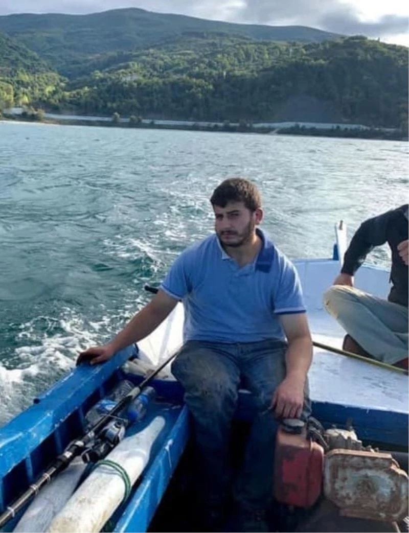 Kaybolan zihinsel engelli genç, mescitte bulundu
