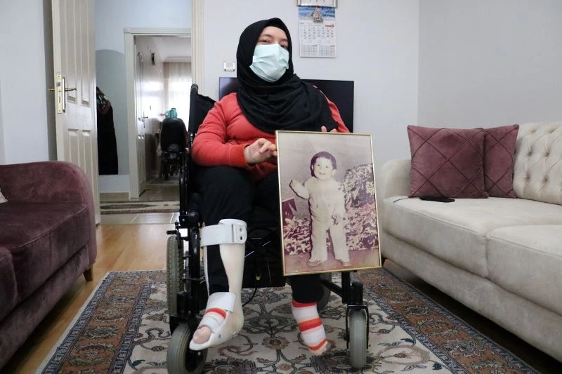 10 aylıkken çektirdiği fotoğraftan güç alıyor, yetkililerden yardım istiyor
