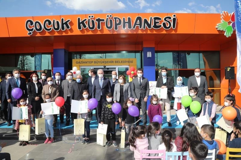 Gaziantep’te en çok kitap okuyanlar ödüllendirildi
