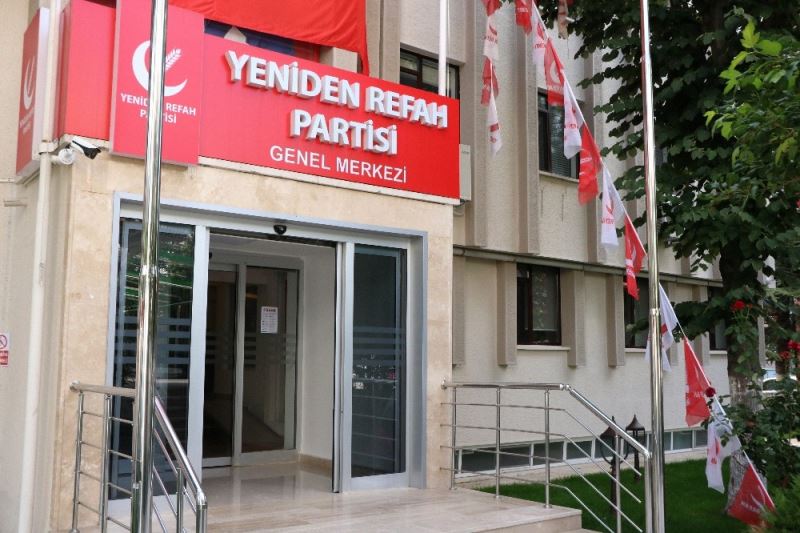 Yeniden Refah Partisi: “İstanbul İl Gençlik Kolları üyesi Sadık Tunç, Disiplin Kurulu’na sevk edildi”
