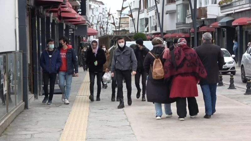 Sinop’ta pandemi akrabaları özletti, komşuluğu öğretti
