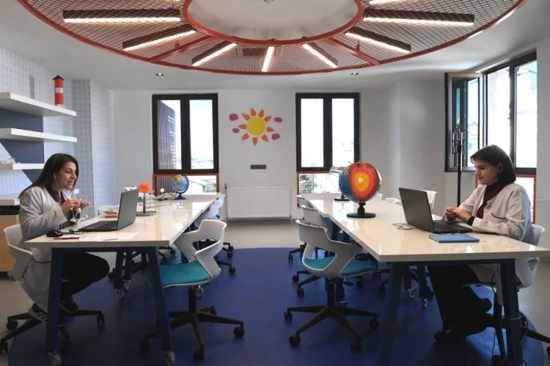 Fatih Belediyesi’nden çocuklara çevrimiçi atölyeler
