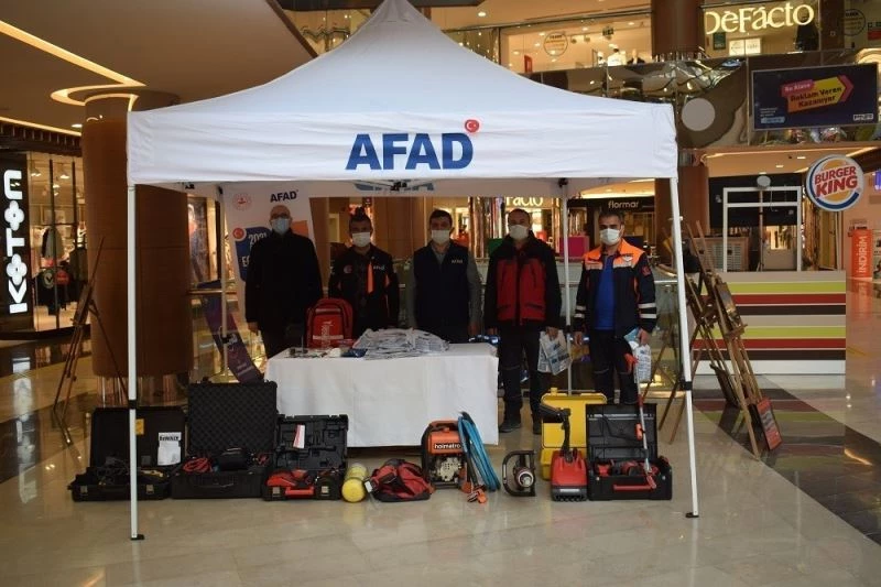 Nissara AVM’de Afet Bilinçlendirme standı açıldı
