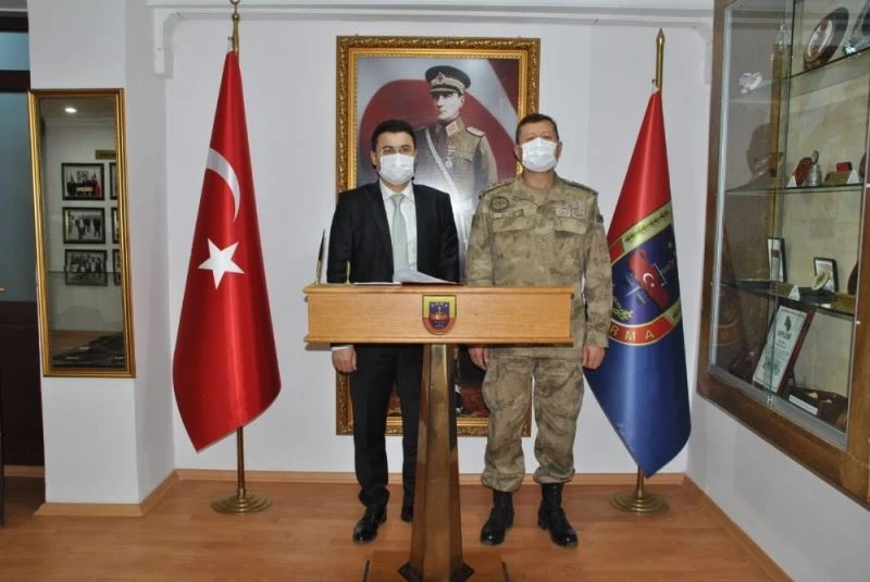 Ağır Ceza Mahkemesi Başkanı Taştan, JAKEM Komutanı Altın’ı ziyaret etti
