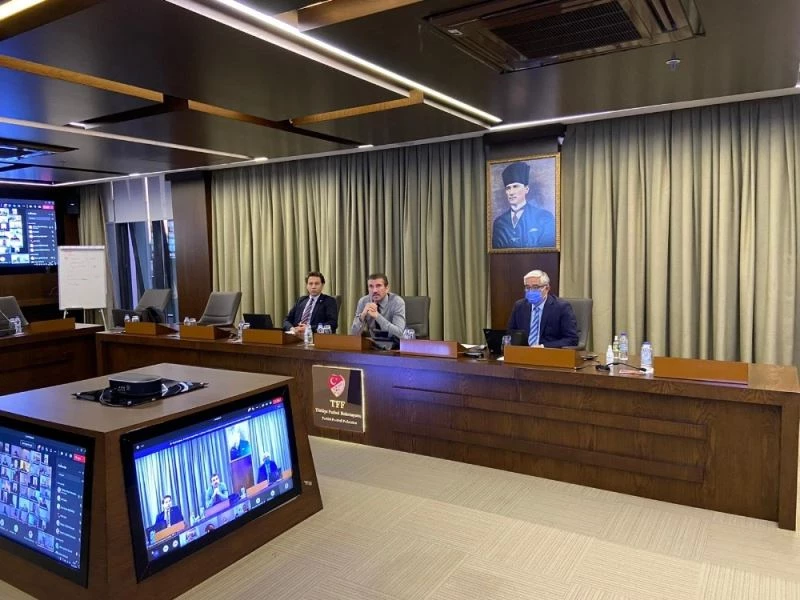 Süper Lig ve TFF 1. Lig U19 Gelişim Ligleri müsabaka denetçileri eğitimi yapıldı
