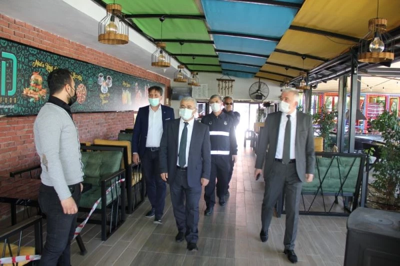 Kaymakam Yiğit, yeniden hizmete açılan işyerlerinin denetimine katıldı
