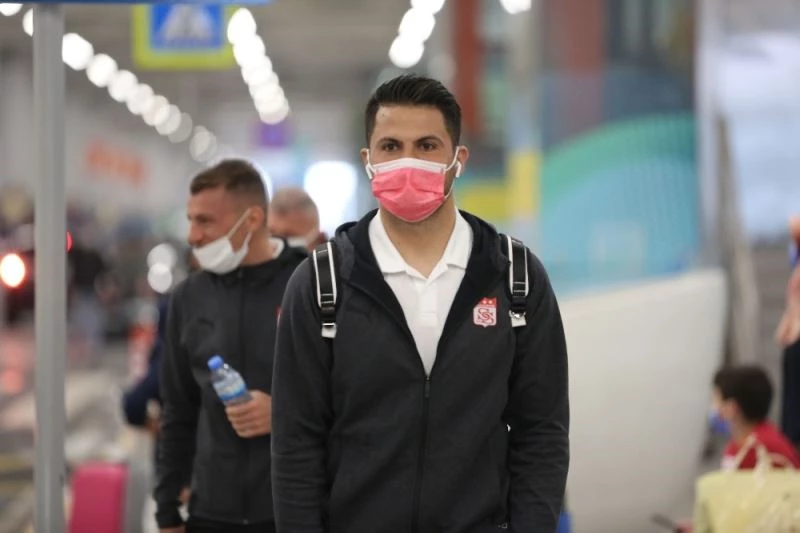 Sivasspor, kaleci Ali Şaşal’ın sözleşmesini uzattı
