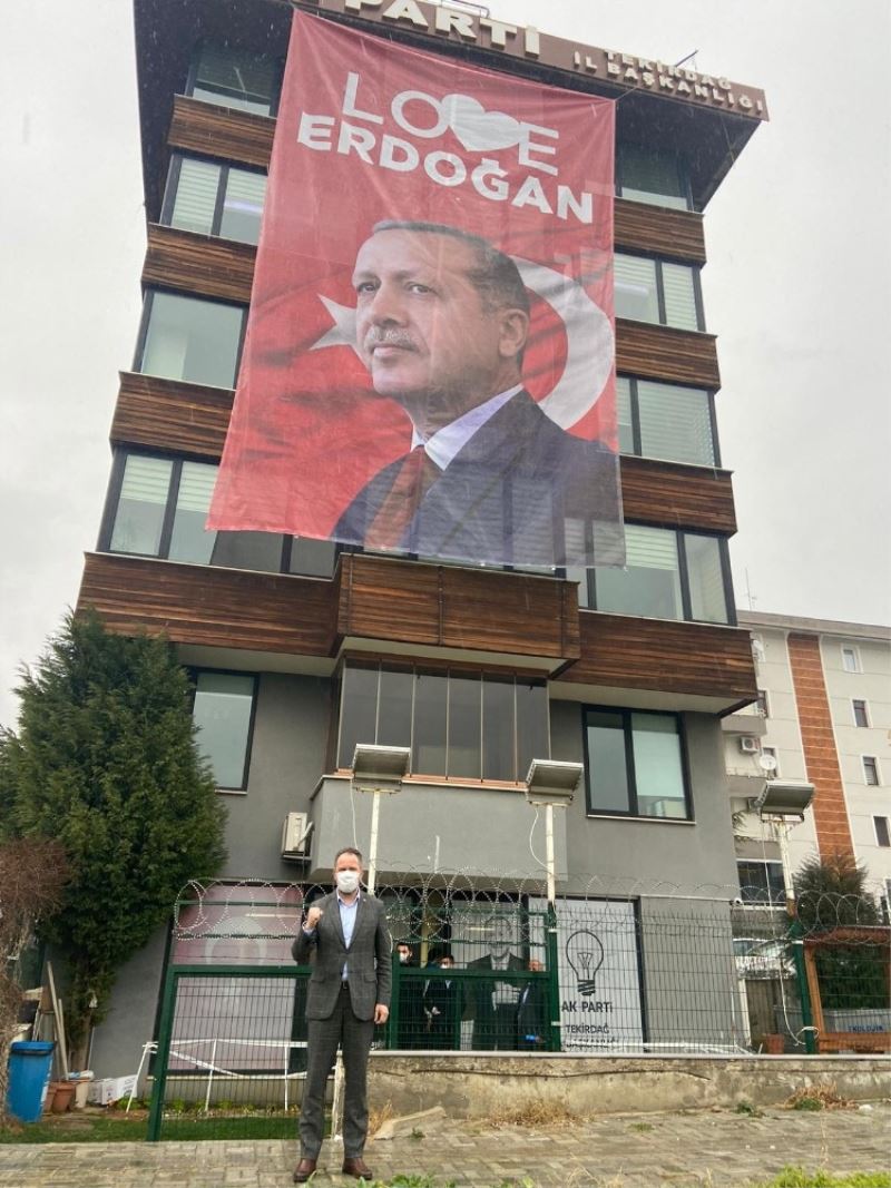 AK Parti Tekirdağ İl Başkanlığından, ABD’deki Erdoğan düşmanlığına cevap
