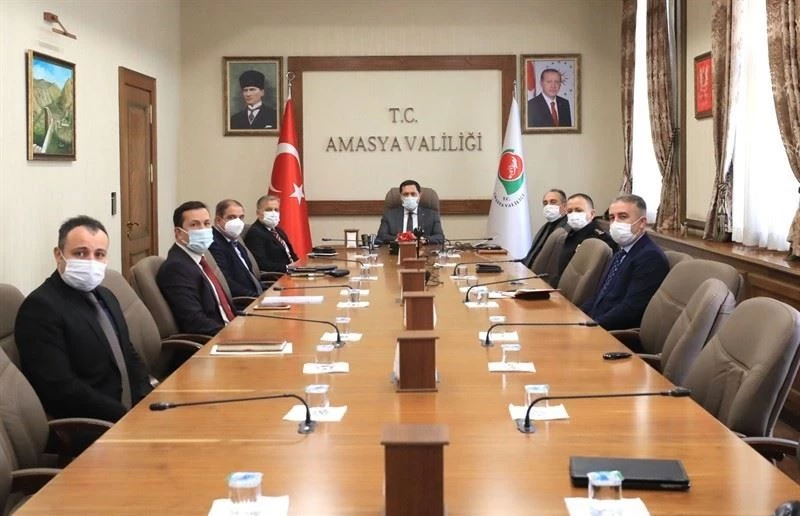 Amasya Valisi Masatlı: “Halkımız caddelerdeki hassasiyeti ev ortamlarında göstermemekte”
