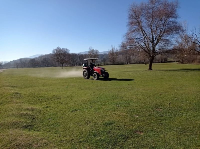 Meralarda gübreleme çalışması
