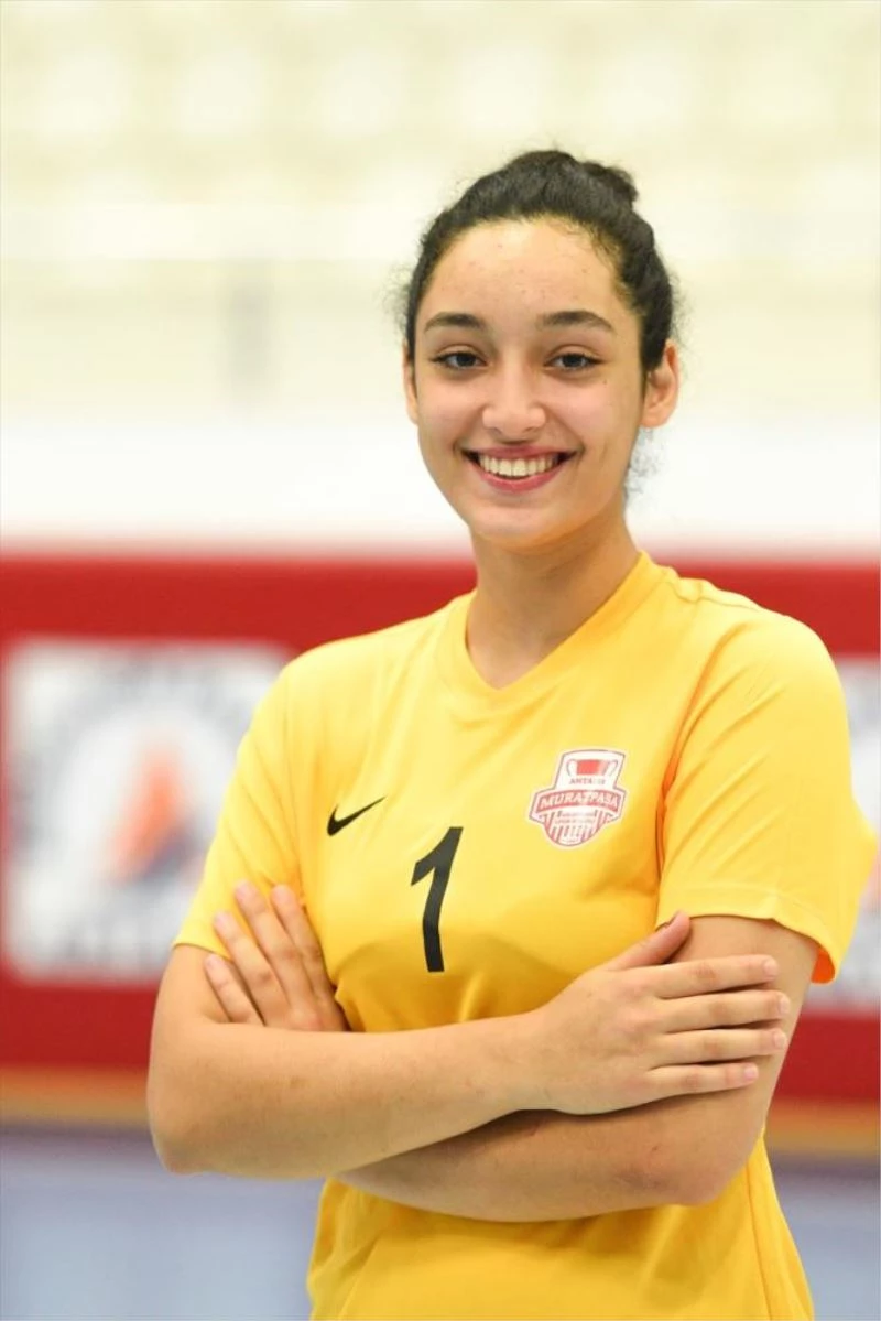 Muratpaşa Belediyesporlu 6 hentbolcu milli takıma çağrıldı