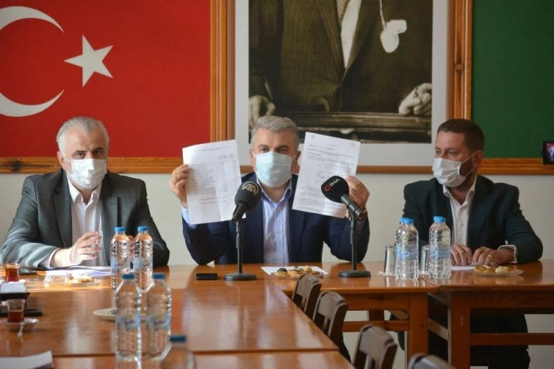AK Parti Balıkesir Milletvekili Canbey Ayvalıklı çiftçilerin sesine kulak verdi
