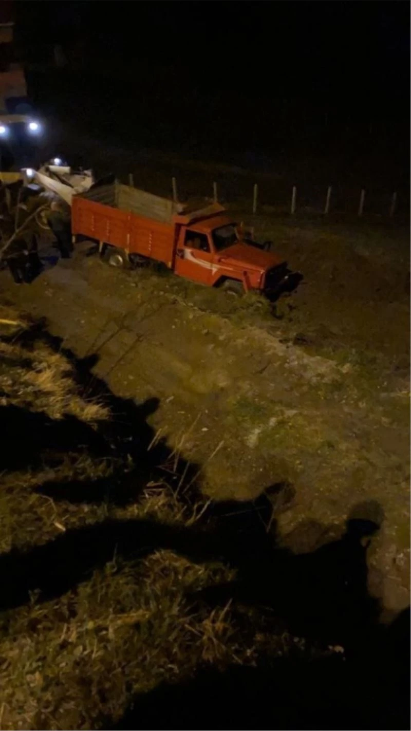 Kamyonetiyle bahçeye uçtu, hayatını kaybetti
