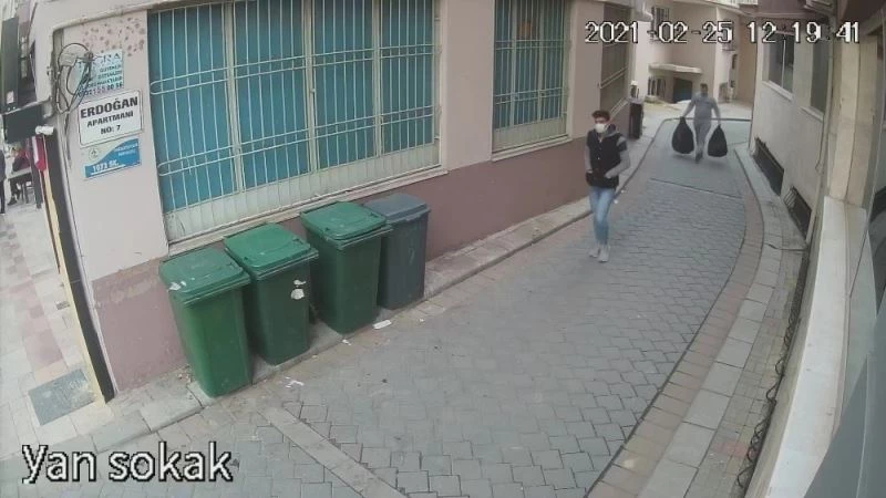 Güvenerek verdiği telefonunu saniyeler içerisinde çaldırdı
