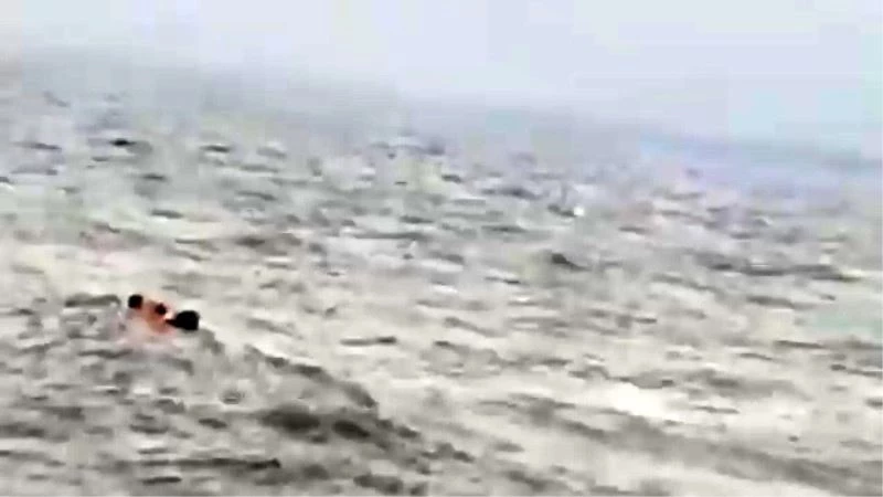 Karadeniz’de batan balıkçı teknesindeki 3 kişi son anda kurtarıldı
