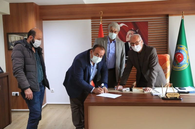 Milaslı pamuk çiftçisine makineli hasat garantisi
