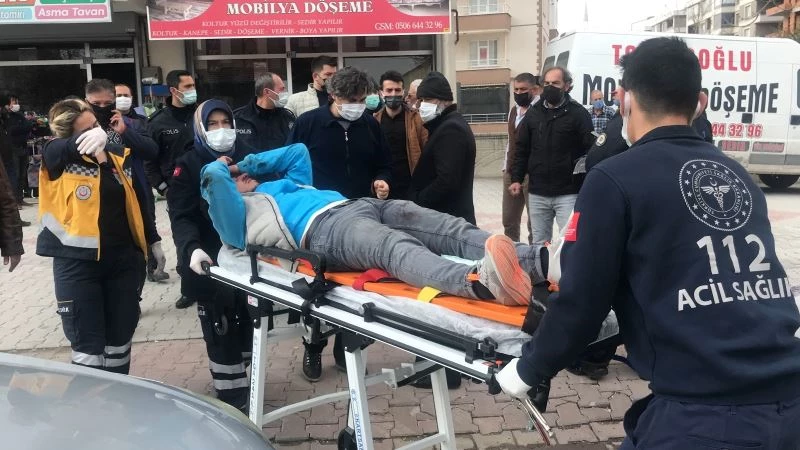 Evlenmek istediği kız verilmeyince hem kendini hem kızın dedesini vurdu
