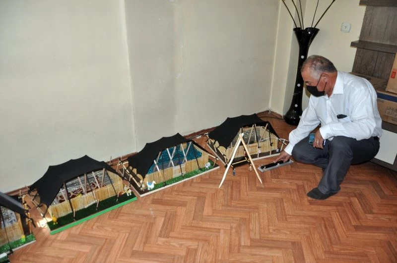 (Özel haber)  Atölyeye çevirdiği evinin üst katında yaptığı kıl çadırlarla zamana meydan okuyor
