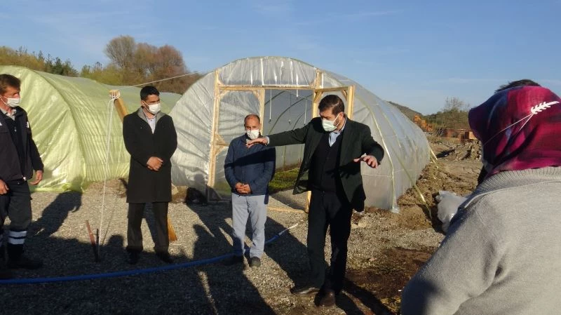 Sındırgı yeşil alanlarını büyütmeye devam ediyor
