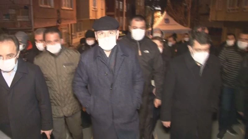 Bakan Soylu ve Vali Şahin Ankara’da Açelya apartmanı yıkım çalışmalarını inceledi
