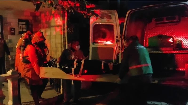 Yalnız yaşadığı villada ölü bulundu
