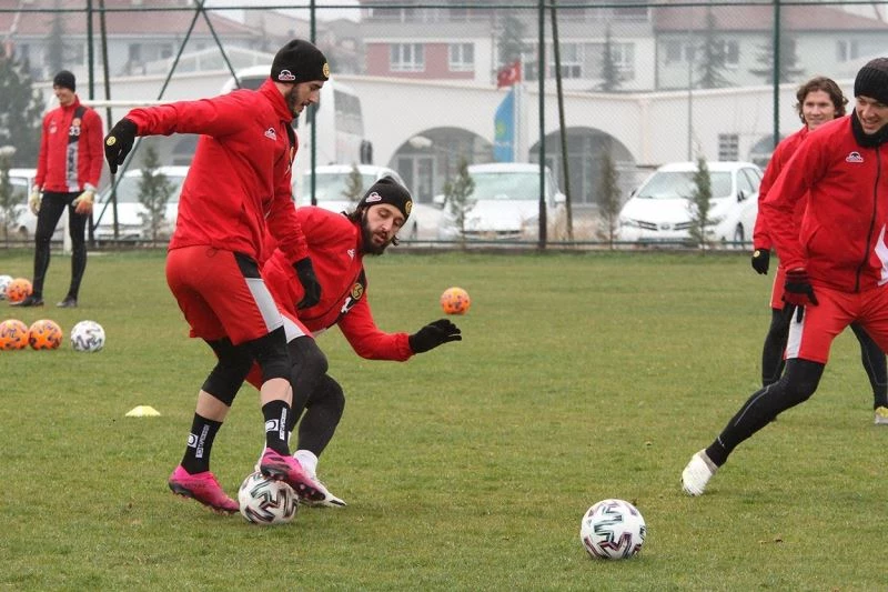 Eskişehirspor’da Tuzlaspor deplasmanı hazırlıkları tamamlandı
