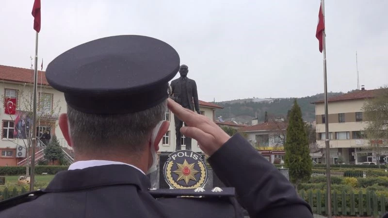 Polisler, 7/24 mesaideler
