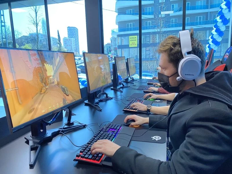 Küçükçekmece’de ESPOR merkezi açıldı
