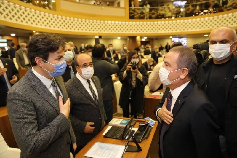 Büyükşehir Belediye Meclisi, Muhittin Böcek başkanlığında toplandı
