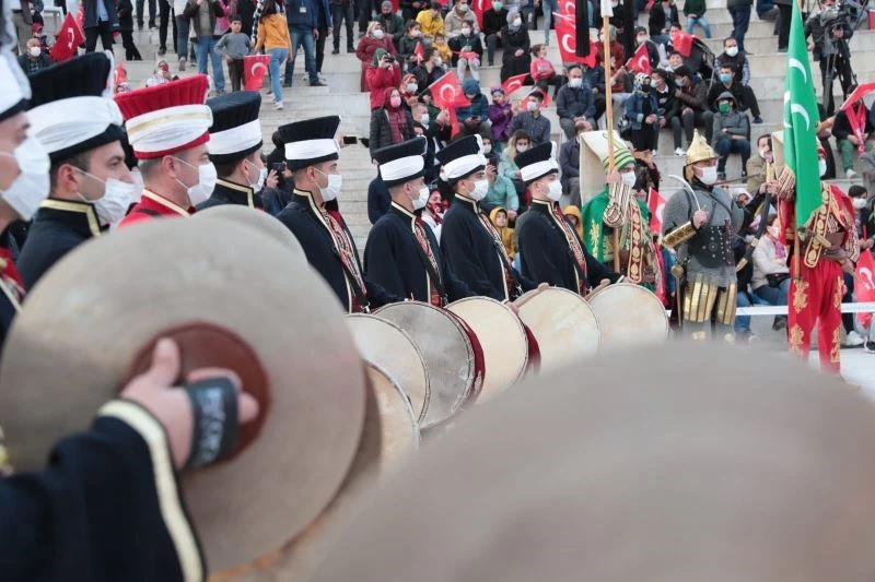 İşgalden kurtuluş kutlamaları Mehteran Marşı ile son buldu
