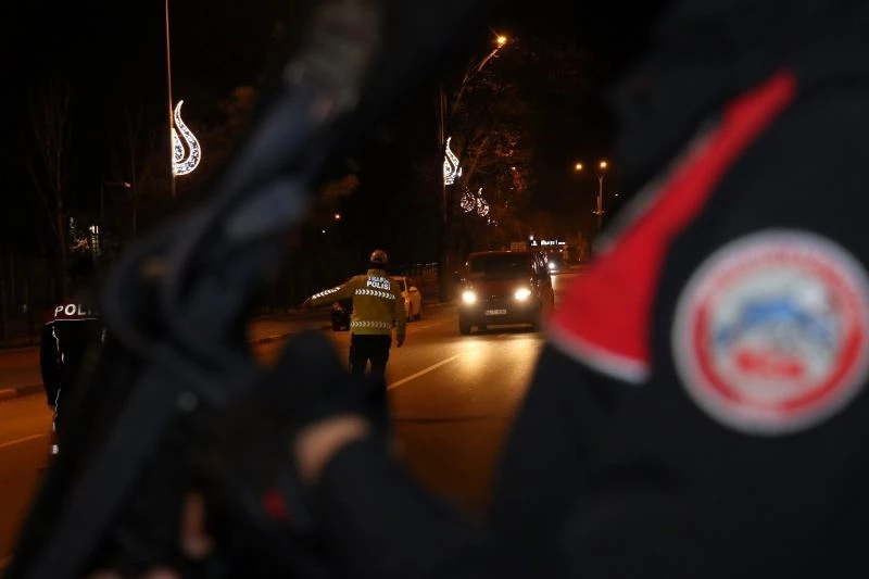 Kısıtlamaları ihlal edenlere ceza yağdı
