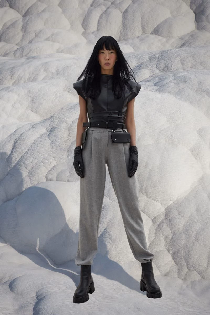 Pamukkale travertenleri moda çekimlerine ev sahipliği yapıyor
