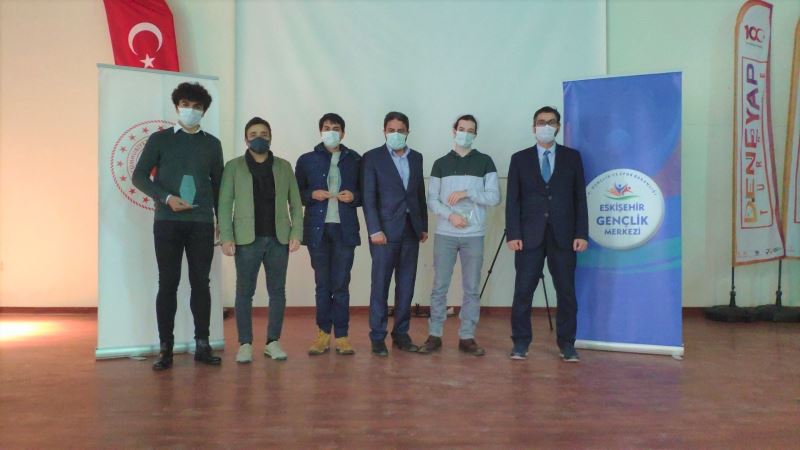 Eskişehir Gençlik Hizmetleri, Bilgi Yarışması İl Finalini gerçekleştirdi
