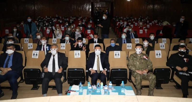 Gece körlüğüne dikkat çekmek için etkinlik düzenlediler
