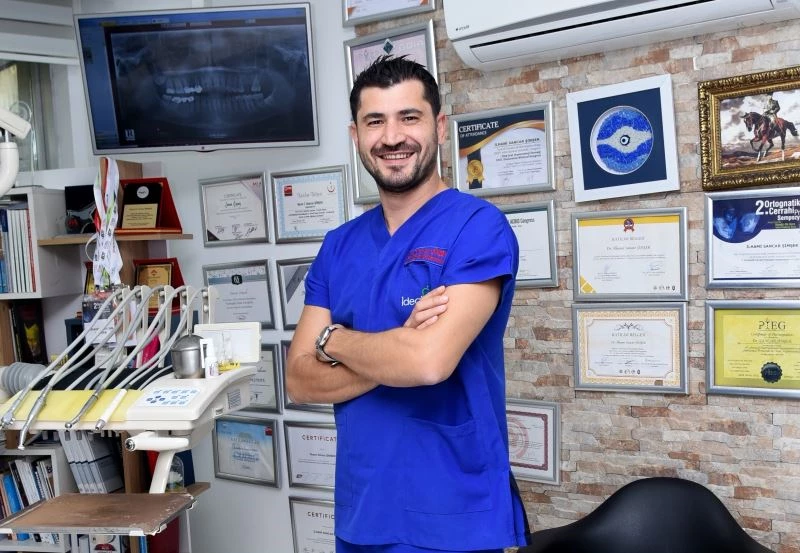 (Güncellendi) Dr. Şimşek: “İmplant sonrası ağrı, diş çekiminden farksız”
