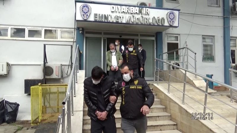 Hırsızlık eylemlerine katılan 14 şüpheliden 3’ü tutuklandı
